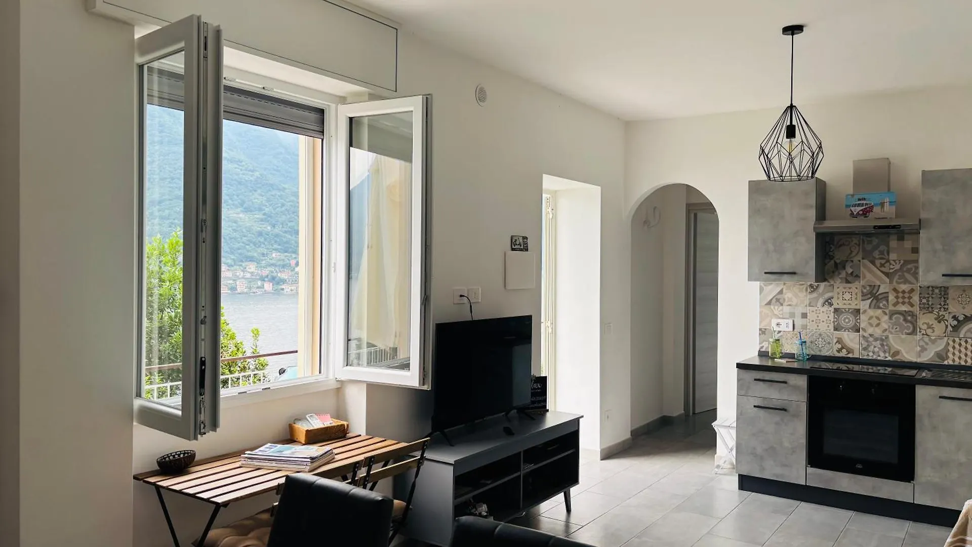 Como Lake Paradise Vicino A Nesso E Bellagio Pognana Lario イタリア